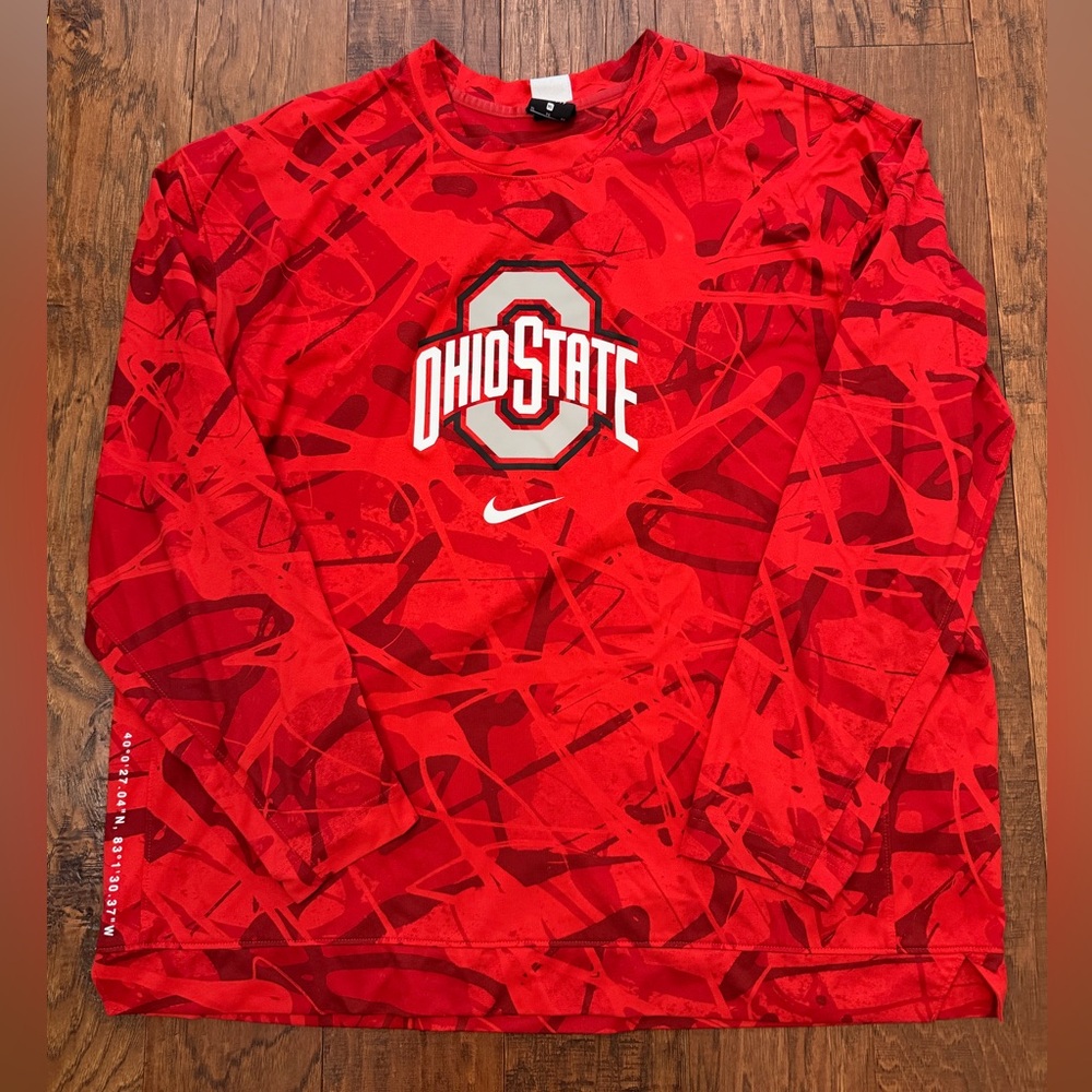 Nike Dri Fit Ohio State Buckeyes Red Pullover shirt